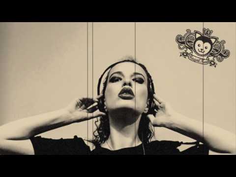 ŻUSTO feat. SERHIJ (saxophone)- Z POMOCĄ