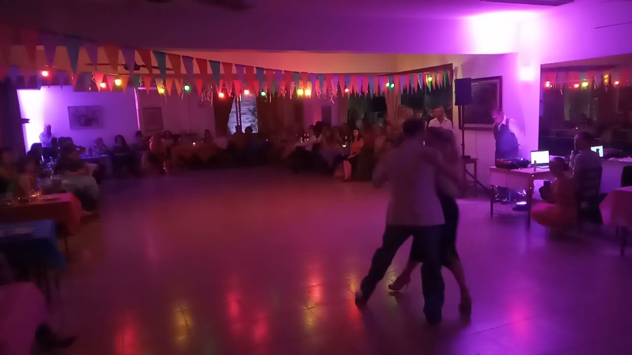 Delfina Pissani y Diego Martin Valero ( YIRA-YIRA)