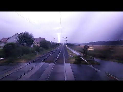 Im Gewitter Führerstandsmitfahrt bei Nacht von Bamberg nach Nürnberg