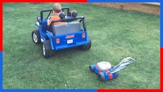 POWER WEELS Blue JEEP Wrangler | BUBBLE Toy Lawn Mower | Kids Backyard PLAY ~ Part 2