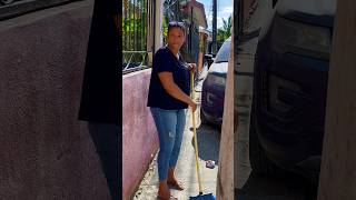 La chismosa del barrio