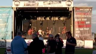 Crossing the Tracks - Kenworth of my dreams