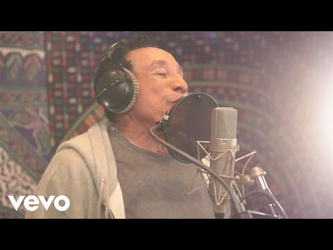 Smokey Robinson, John Legend - Quiet Storm (Studio Video)