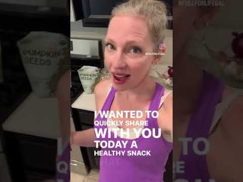 How to Snack Healthy (Homemade Trail Mix Recipe + Why You Should Make Your Own)