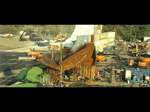Thumbnail of the video: ILM: Behind the Magic of the Visual Effects in Star Trek (2009)