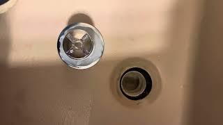 Plumbers putty or silicone￼