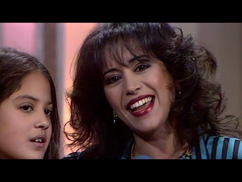 עפרה חזה - יד ביד | קליפ