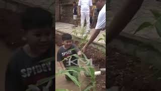 Download lagu Nyi Hyang and Grandson KDM Guyang in the Rice Fields Catching Fish, Nyi Hyang Invites Neighbor's ... mp3