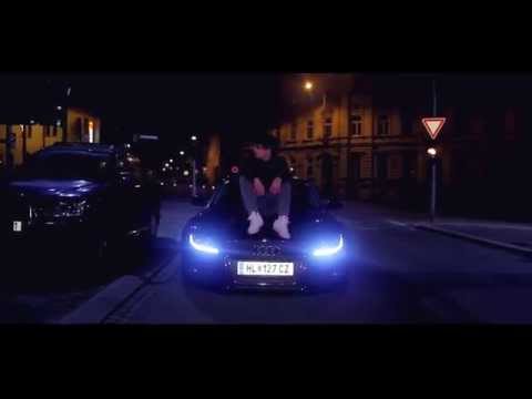Video thumbnail for Král Bílých Tenisek