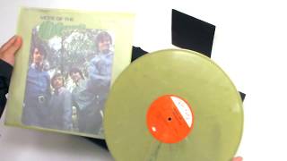 The Monkees - I&#39;m A Believer (Official Vinyl Video)