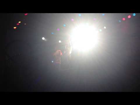 Austin Mahone and Pia Mia Fill Me In