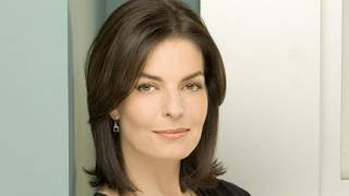 SEXY PHOTOS OF SELA WARD 