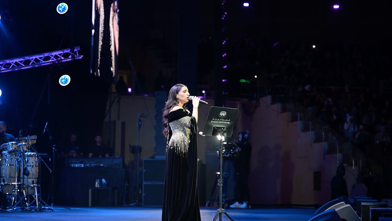 الفنانة مها فتوني تطل للمرة الأولى على مسرح المجاز في الشارقة
