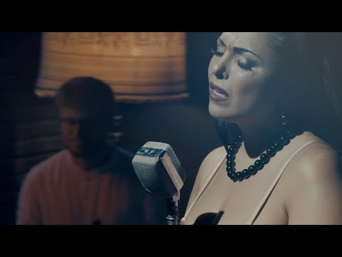 NANCY COPPOLA - IO VOGLIO FA' PACE (Videoclip Ufficiale)