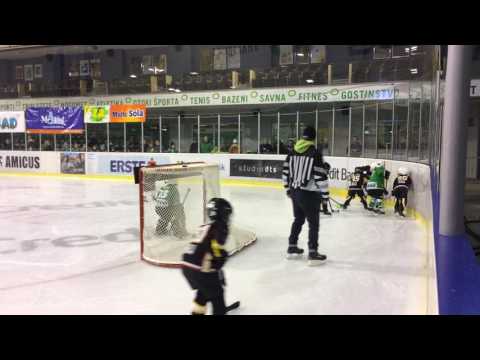 Hokej šola Zmajčkov turnir 18.12.2016 Tekma U-6 selekcij