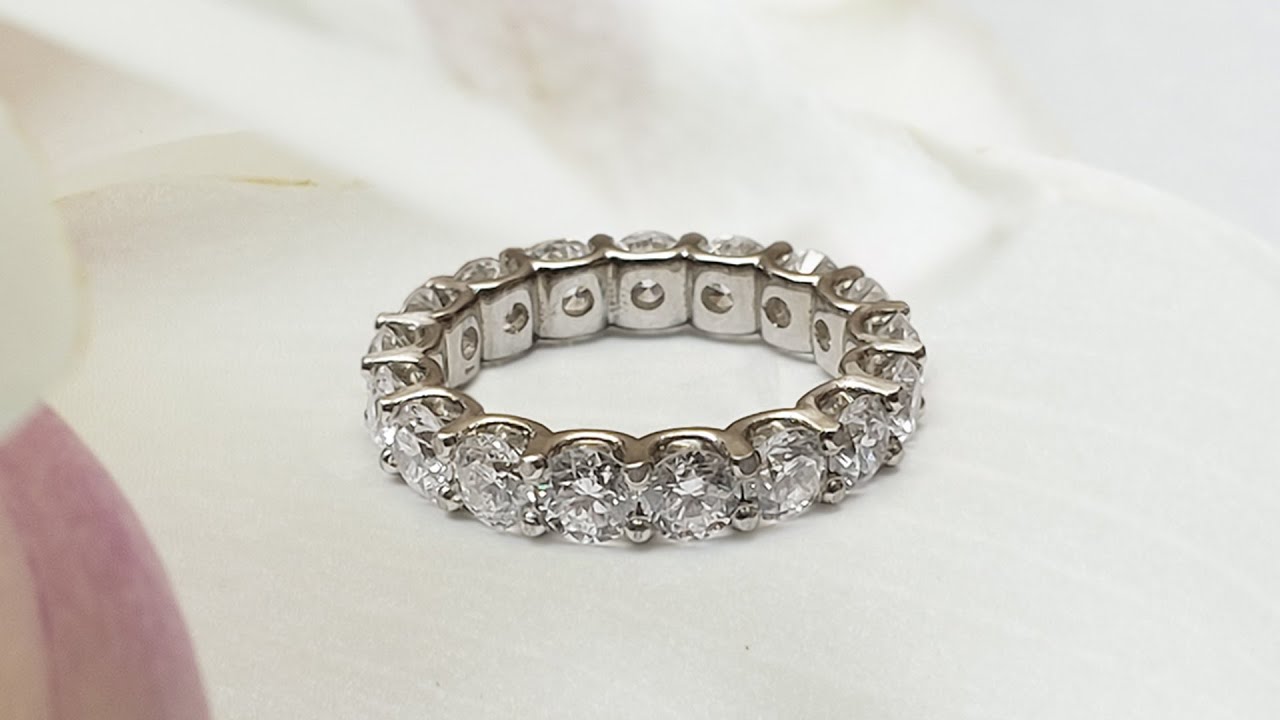 Full Eternity Wedding Ring in U-prong Diamond