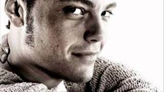 Tiziano Ferro - Non me lo so spiegare