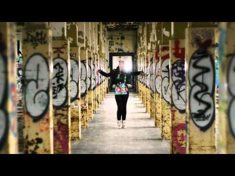 Sydney Eggleston - Hit That Drum