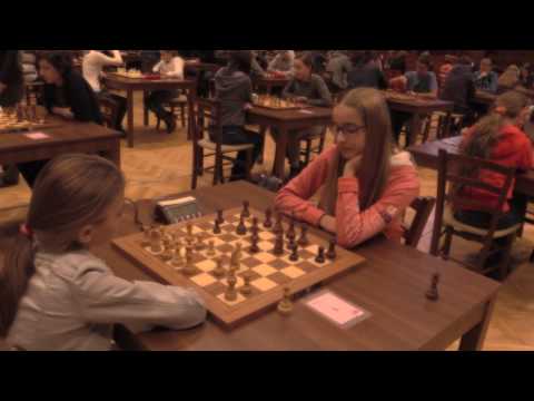 1.1.  žiačky WCM Viktória Nadzamová  -Martina Hlavinová 1 : 0