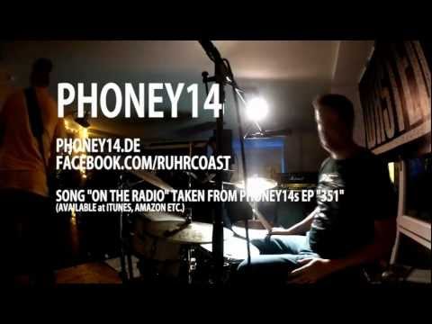 PHONEY14 - SHOW-SNIPPET - MARL 2012