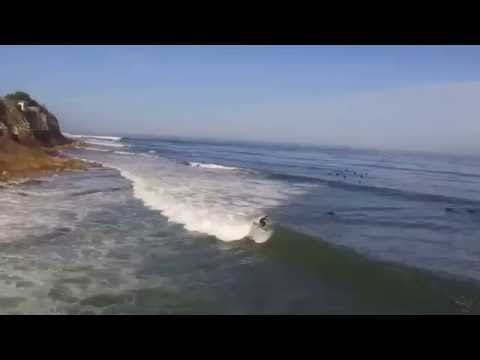 Rakaman drone tina surfing padet di Haggertys