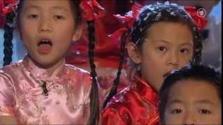 Florian Silbereisen & Chinesischer Kinderchor - Heidschi Bumbeidschi 2009