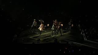 BTS (방탄소년단) Berlin (베를린) - DNA - Love Yourself Tour - Live 2018 -16.10.18