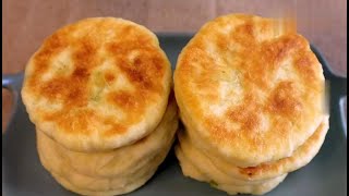 秋天多吃这种馅饼，不揉面不擀面，饼子皮薄馅大，全家人都爱吃