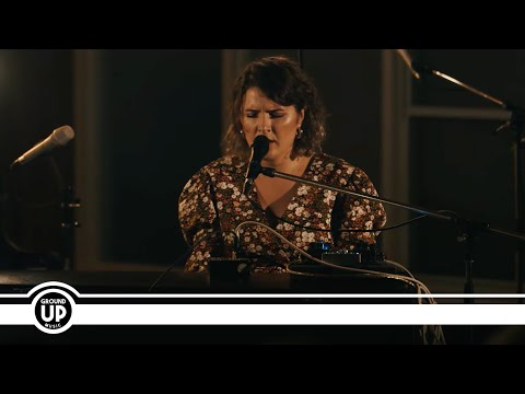 Michelle Willis - Just One Voice (Live)