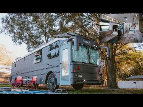 Cleverly Designed Skoolie w/ 13” Roof Raise