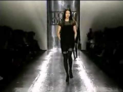 Mo Wandan at Luciano Soprani AW07