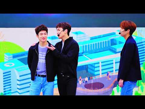 SF9 (에스에프나인) - 'LOVE ME AGAIN' 4k Real Fan Cam 181124@경기평화광장개장식