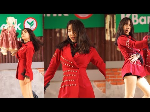 180512 Nightmare cover Dreamcatcher (Miyu as Jiu) - Full Moon & Good Night @ Street World 2018