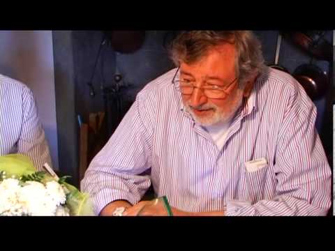 La consegna del Premio Amnesty Italia 2013 a Francesco Guccini