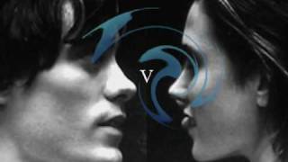 Newspaper Girls Come In Ultraviolet (The Amps-Breaking The Split Screen Barrier)