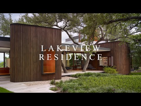 Modern House Design Offering A Harmonious Connection With The Nearby Lake & Lush Greenery