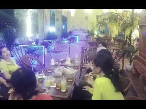 2W2W  Cafe  HOANG LAM