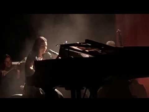 Evanescence - Toronto - Dec 8, 2017 - Weight of the World