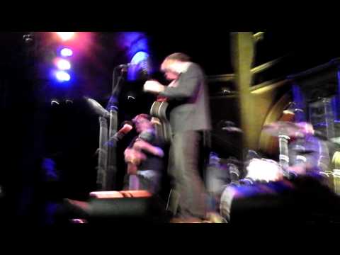 Thurston Moore -  Poem + In Silver Rain With A Paper Key @ London Union Chapel (02/12/2011)