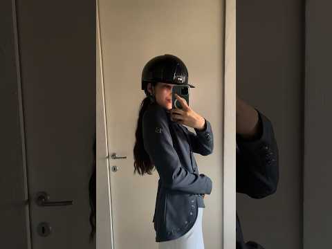 Vi piace la mia nuova giacca di Agradi?Potete trovarla e usare il codice sconto GIORGIA5 ⭐️