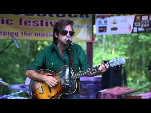 Reevestock Music Festival 2015 - Andrew Combs plays "Please, Please, Please".