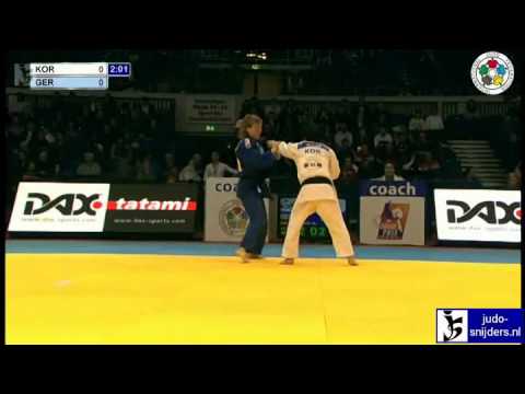 Bo Kyeong Jeong (KOR) - Kay Kraus (GER) [-48kg]