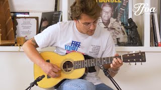 Video thumbnail for Martin Custom Shop Size 5 Terz played by Maarten Dispa | Demo @ The Fellowship of Acoustics by TFOA Demos
