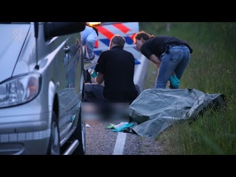0297 TV - Kanovaarder vindt dode man in water De Hoef