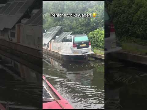 Péniche Volkswagen Touran 😂