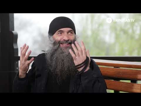 Părintele Pimen Vlad, despre apa făcătoare de minuni a Maicii Domnului