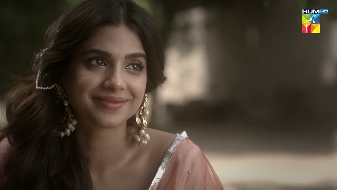 Mein Aap Ki Beti Bannay Aayi Hun...!! Aangan - Sajal Ali - Ahad Raza Mir - HUM TV