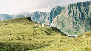 Circus Lyrics English Translation