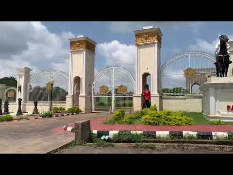 LONDON PARK AND GARDENS OLOGUN ERU, IBADAN