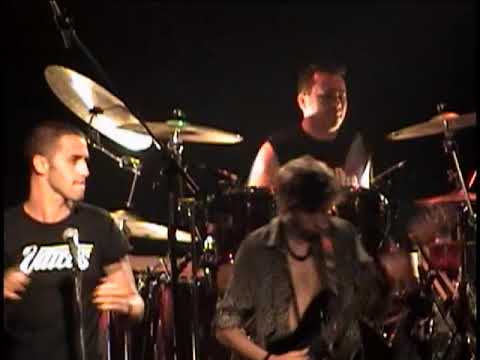 Mucho por Hacer, con Ciro Pertusi - VITICUS - La Trastienda - 26-11-2005